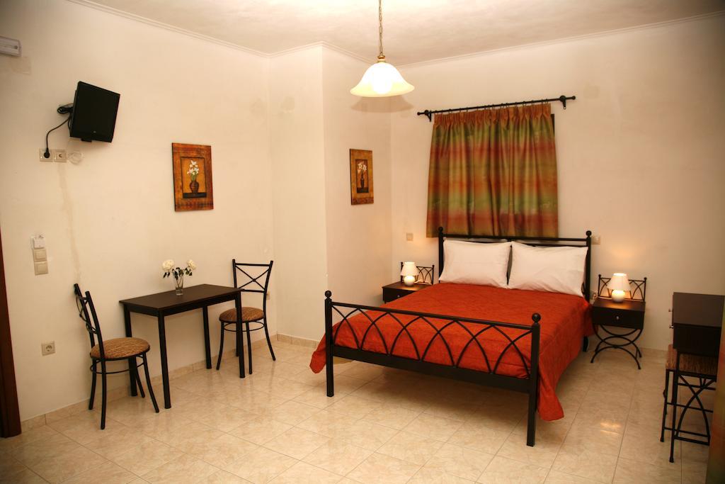 Andriani-Michalis Studios Vasilikí Zimmer foto